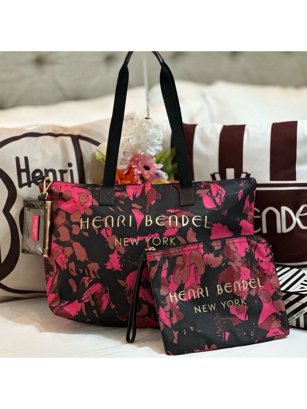 Henri Bendel Limited Edition Floral Camo Tote Bag Set With Matching Pouch Charm